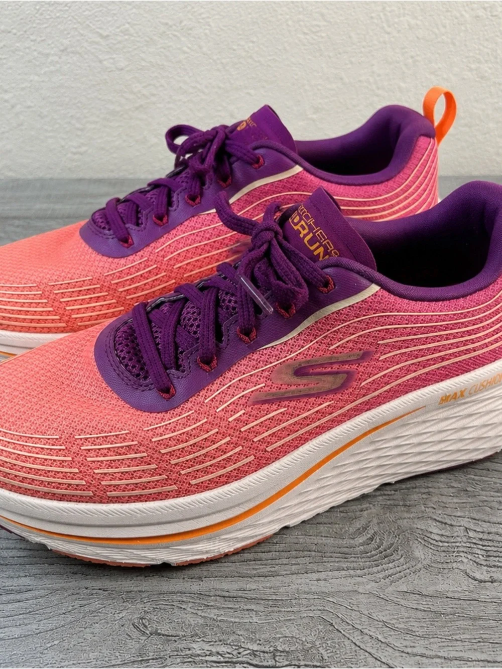 Skechers GORUN Size 8 Women’s Pink & Purple Performance Running Shoes